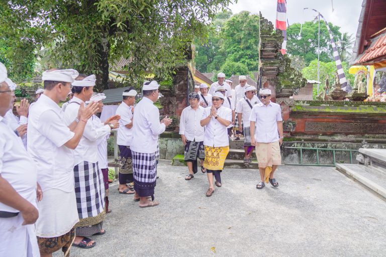 Bupati Giri Prasta Mendem Pedagingan di Pura Dalem Kekeran, Selanbawak, Tabanan