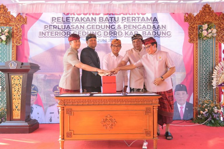 Bupati Adi Arnawa Groundbreaking Pembangunan Gedung DPRD Badung